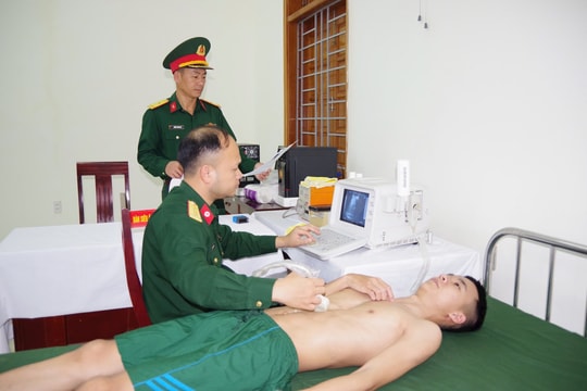 Bộ Chỉ huy Quân sự tỉnh Quảng Nam khám phúc tra sức khỏe chiến sĩ mới