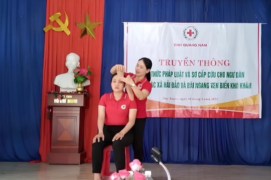 Triển khai chương trình “An toàn cho ngư dân nghèo, khó khăn” tại 7 xã