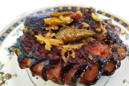 Dậy hương món cá tràu ngậm đuôi