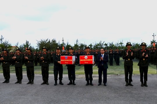 Khai giảng khóa huấn luyện nghĩa vụ Công an nhân dân năm 2025