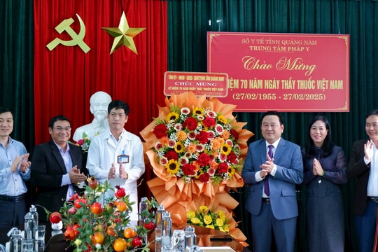 Phó Chủ tịch HĐND tỉnh Nguyễn Công Thanh thăm các cơ sở y tế nhân ngày Thầy thuốc Việt Nam