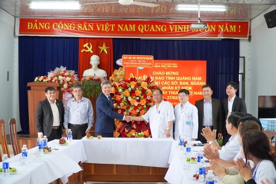 Lãnh đạo tỉnh Quảng Nam thăm cơ sở y tế nhân Ngày Thầy thuốc Việt Nam