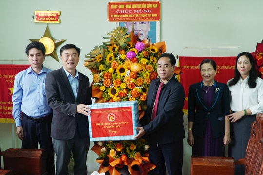 Phó Chủ tịch UBND tỉnh Trần Anh Tuấn thăm Trường Cao đẳng Y tế Quảng Nam