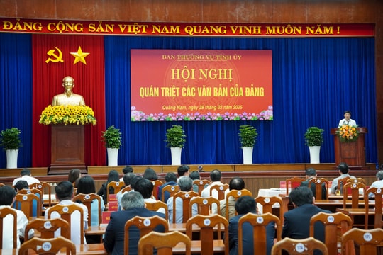 Ủy viên dự khuyết Trung ương Đảng, Bí thư Tỉnh ủy Lương Nguyễn Minh Triết: Khẩn trương ổn định tổ chức bộ máy sau sắp xếp, không để bê trễ công việc