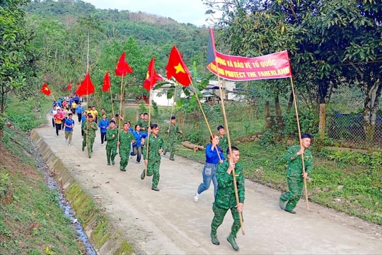 Sôi nổi Ngày chạy thể thao quân sự tại biên giới Nam Giang