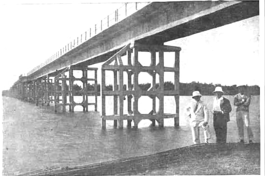 Về cây cầu Câu Lâu xưa