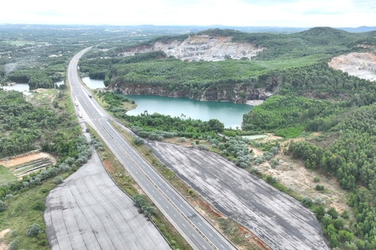 Giải quyết tồn tại liên quan đến thi công cao tốc Đà Nẵng - Quảng Ngãi