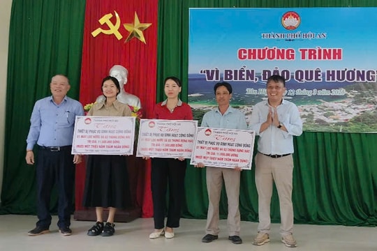 TP.Hội An tổ chức chương trình “Vì biển đảo quê hương” tại xã đảo Tân Hiệp
