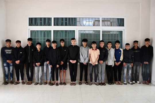 Công an Quảng Nam tạm giữ hình sự 16 đối tượng gây rối trật tự công cộng