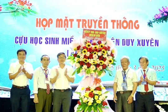 Ban liên lạc cựu học sinh miền Nam huyện Duy Xuyên họp mặt truyền thống