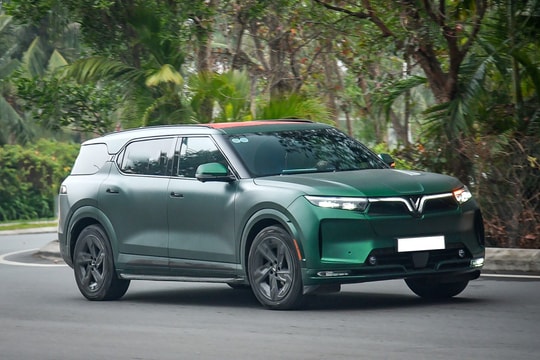 VinFast VF 9 giá mới “hời” hơn mong đợi, người dùng thừa nhận: Đây là lúc lên đời xe sang