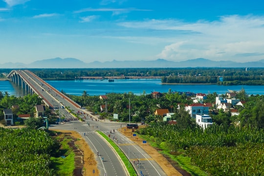 50 năm, dấu ấn những công trình trên đất Quảng