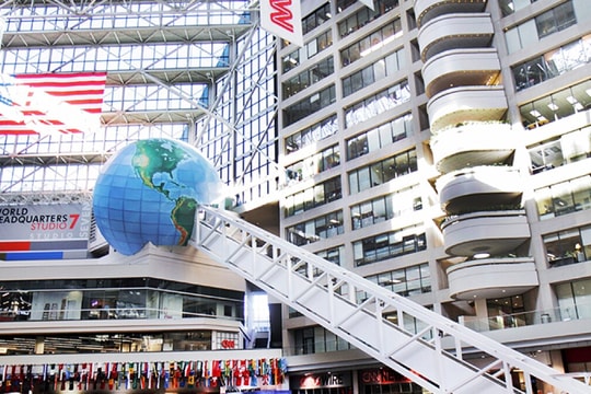 Làn sóng cắt giảm việc làm trên toàn cầu