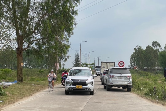 Dồn ứ xe qua cầu Duy Phước – Cẩm Kim