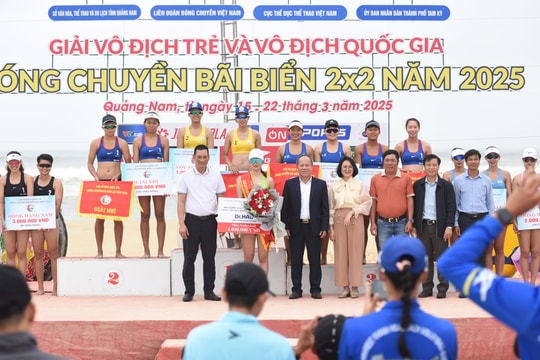 Những hình ảnh đẹp của Giải bóng chuyền bãi biển vô địch quốc gia năm 2025 tại Quảng Nam