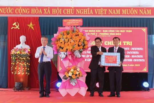 Phó Bí thư Thường trực Tỉnh ủy Nguyễn Đức Dũng dự sinh hoạt chính trị tại phường Vĩnh Điện (Điện Bàn)