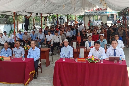 Khu dân cư Hương Quế Đông (xã Quế Phú) sinh hoạt kỷ niệm 50 năm giải phóng Quảng Nam