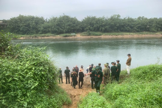 Trở về chiến trường xưa