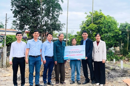 Công đoàn thành phố chung tay xóa nhà tạm