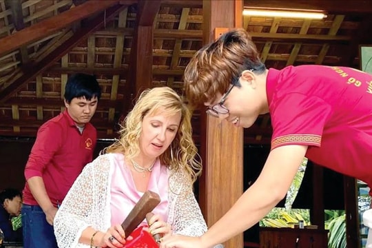 Khẳng định “thương hiệu văn hóa” làng nghề