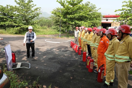 Trang bị kiến thức về phòng cháy chữa cháy cho nhân viên Công ty CP Thủy điện A Vương