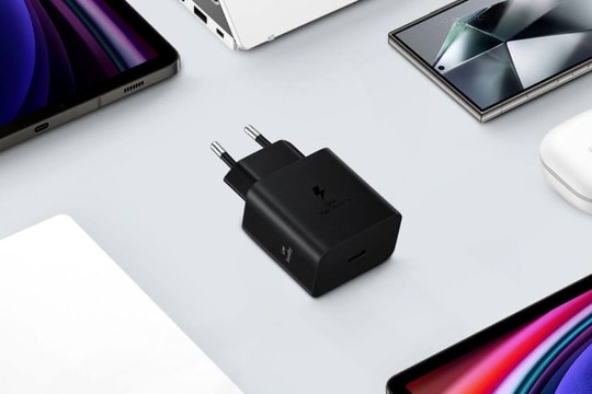 Mua củ sạc Samsung chính hãng ở đâu? Cách phân biệt sạc Samsung chính hãng