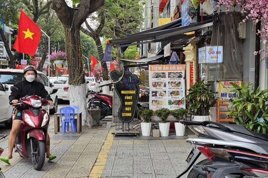 Cần giải pháp xử lý hiệu quả tình trạng lấn chiếm vỉa hè