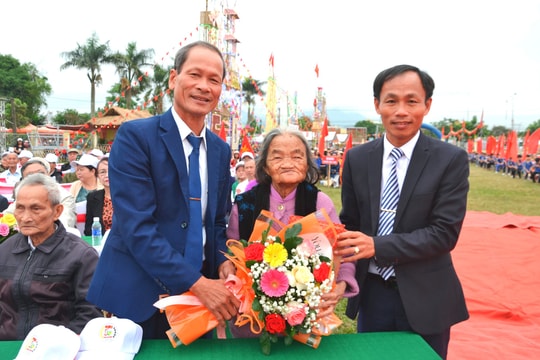 Thu nhập bình quân đầu người của người dân xã Điện Quang đạt 67,25 triệu đồng/năm