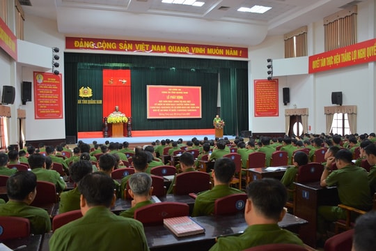 Công an Quảng Nam phát động đợt sinh hoạt chính trị đặc biệt kỷ niệm 80 năm Ngày truyền thống Công an nhân dân