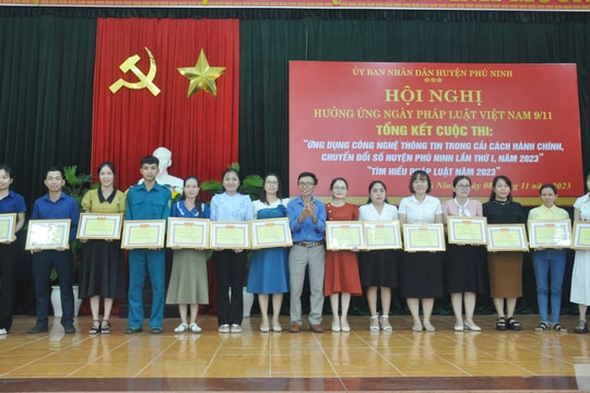 Phú Ninh thích ứng với chuyển đổi số