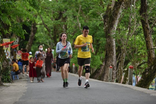 Những bước chạy “Khám phá Hương Trà”