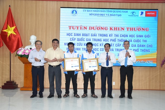 Quảng Nam khen thưởng 75 học sinh đoạt giải quốc gia năm học 2024-2025