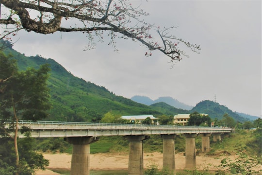 Hào khí Nam Giang...