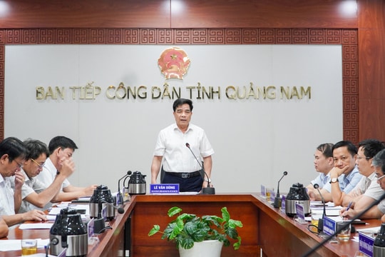 Chủ tịch UBND tỉnh Lê Văn Dũng giải quyết các kiến nghị của công dân về đất đai