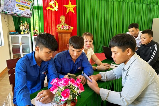 Tổ công nghệ số cộng đồng ở Bắc Trà My hoạt động tối thiểu 8 giờ/tuần