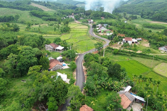 Nhân 90 năm thành lập Chi bộ ghép Mỹ Sơn - tiền thân Đảng bộ xã Tam Sơn: Vững vàng dưới ngọn cờ Đảng