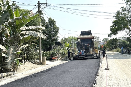 Bộ Xây dựng chấp thuận thảm tăng cường bê tông nhựa trên quốc lộ 14E