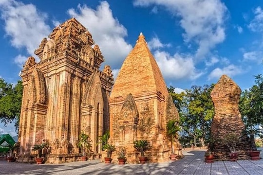 Review City Tour Nha Trang 1 ngày cực hot tại Nha Trang Travel