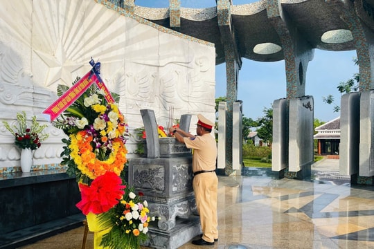 Phòng Cảnh sát giao thông Công an Quảng Nam tri ân các Anh hùng liệt sĩ, Bà mẹ Việt Nam anh hùng