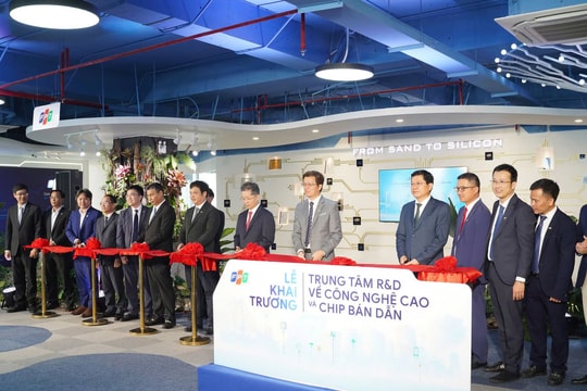 Tạo bệ phóng từ Nghị quyết số 57-NQ/TW