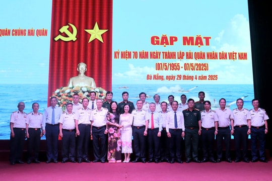 Gặp mặt kỷ niệm 70 năm ngày thành lập Hải quân nhân dân Việt Nam