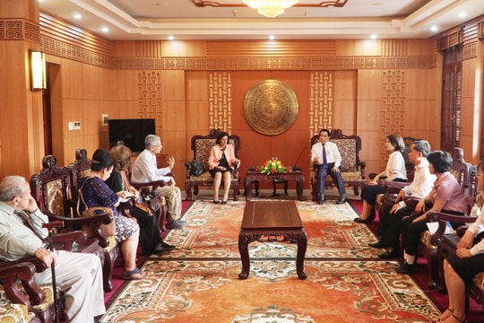 Chủ tịch UBND tỉnh Quảng Nam Lê Văn Dũng tiếp Đoàn đại biểu Cuba và Venezuela