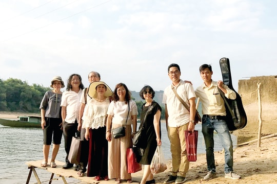 Bolero và chuyện làng tôi