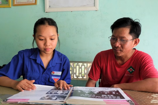 Ánh sáng từ một cuốn sách cũ