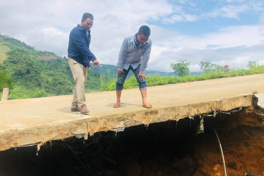 Sạt lở tại làng Tu Hon gây cản trở thi công công trình khẩn cấp tại Trà Don