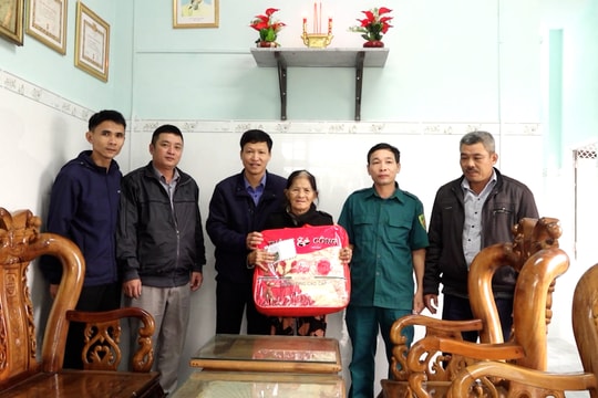 Phú Ninh chung tay xóa nhà tạm