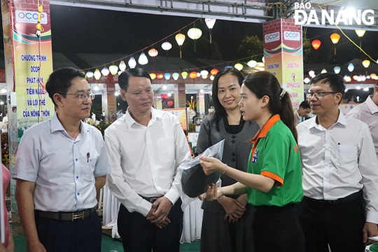 Kết nối giao thương, thúc đẩy  tiêu thụ sản phẩm kinh tế tập thể