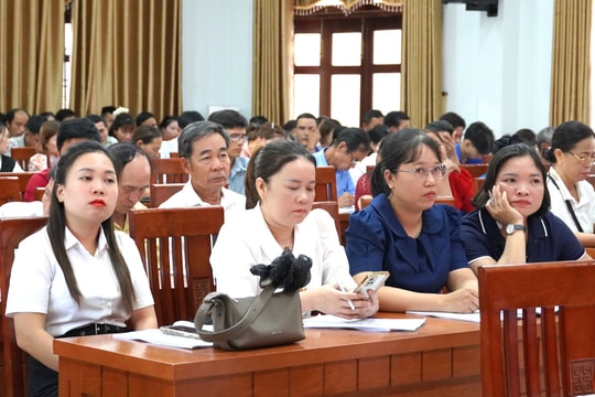 Trang bị kiến thức chuyển đổi số cho tổ công nghệ số cộng đồng huyện Tiên Phước