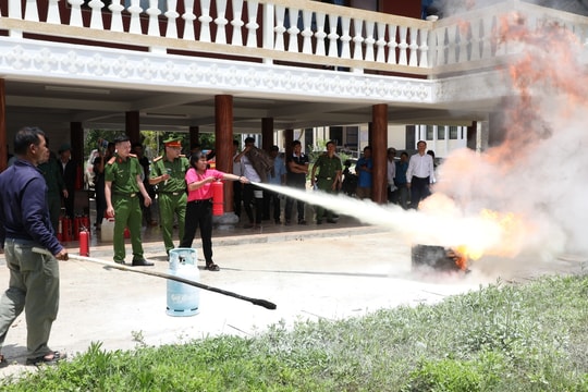 Nâng cao ý thức phòng cháy chữa cháy, bảo vệ công trình thủy điện A Vương