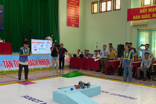 Hơn 30 đội học sinh, sinh viên tham gia cuộc thi Robot MUCE mở rộng lần thứ ba
